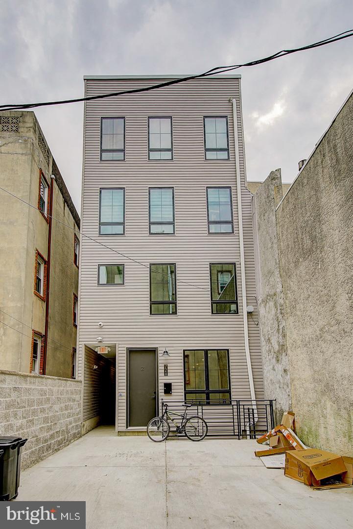 BELLA VISTA - Residential