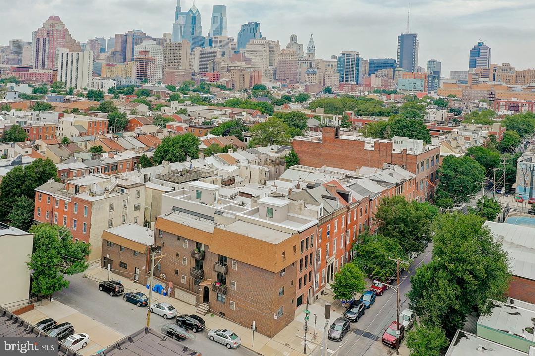 BELLA VISTA - Residential