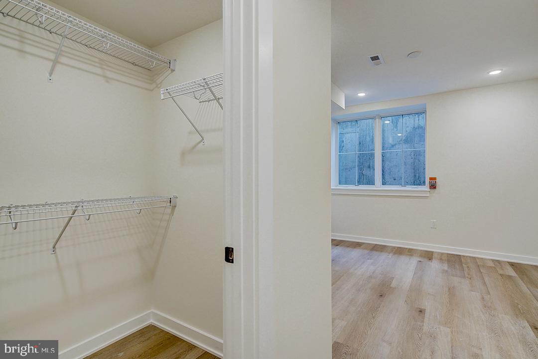 BELLA VISTA - Residential