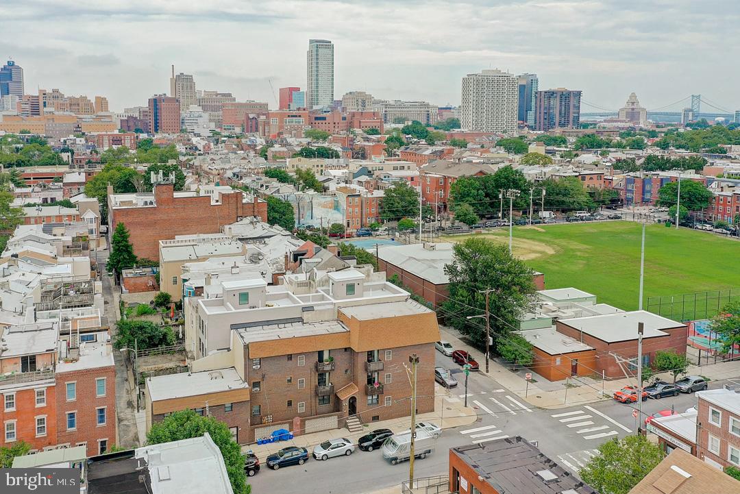 BELLA VISTA - Residential