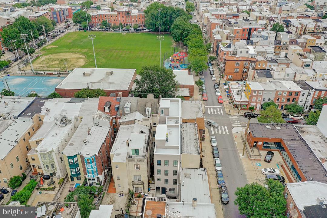 BELLA VISTA - Residential