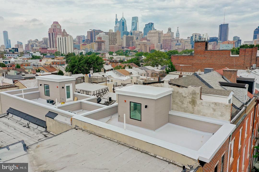 BELLA VISTA - Residential