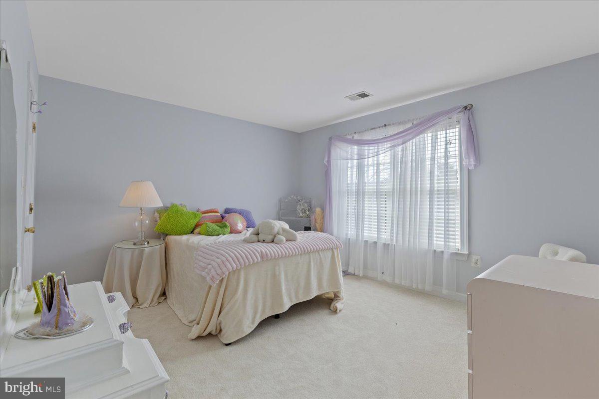 SALEM FARMS - Residential