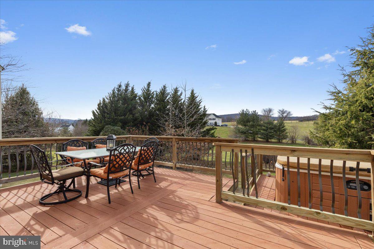 SALEM FARMS - Residential