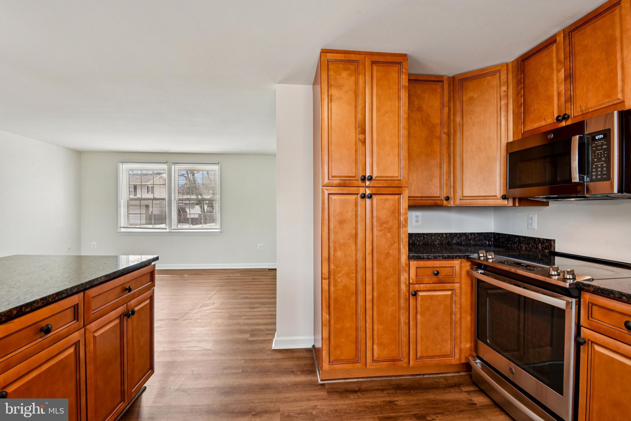 THE PROVINCES - Residential