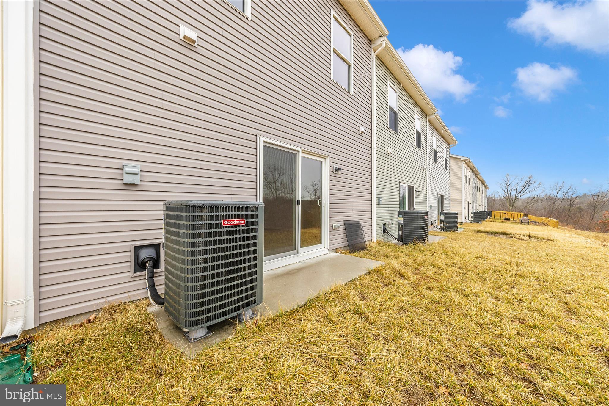 HOMEPLACE AT RIVERSIDE - Residential