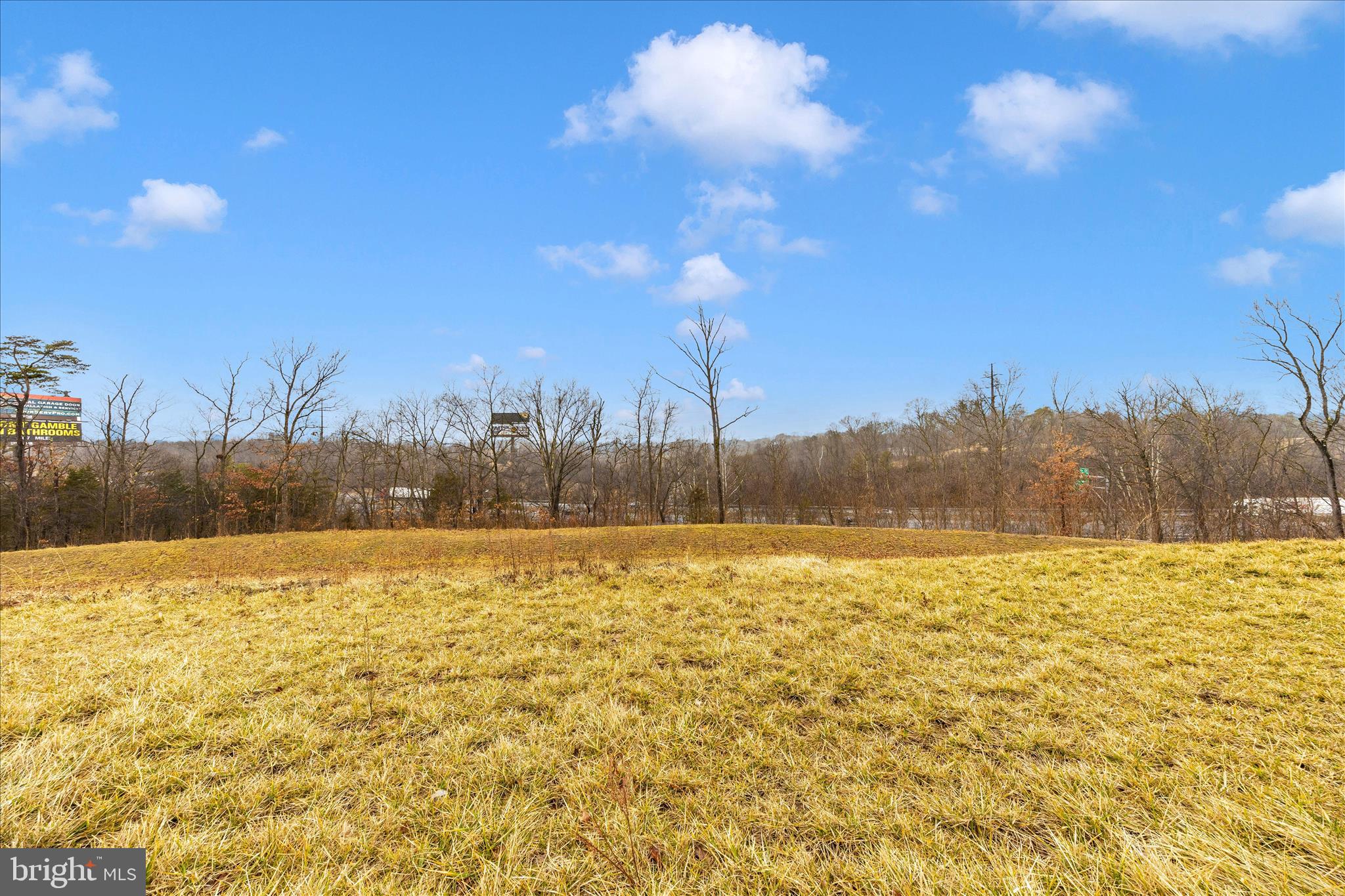 HOMEPLACE AT RIVERSIDE - Residential