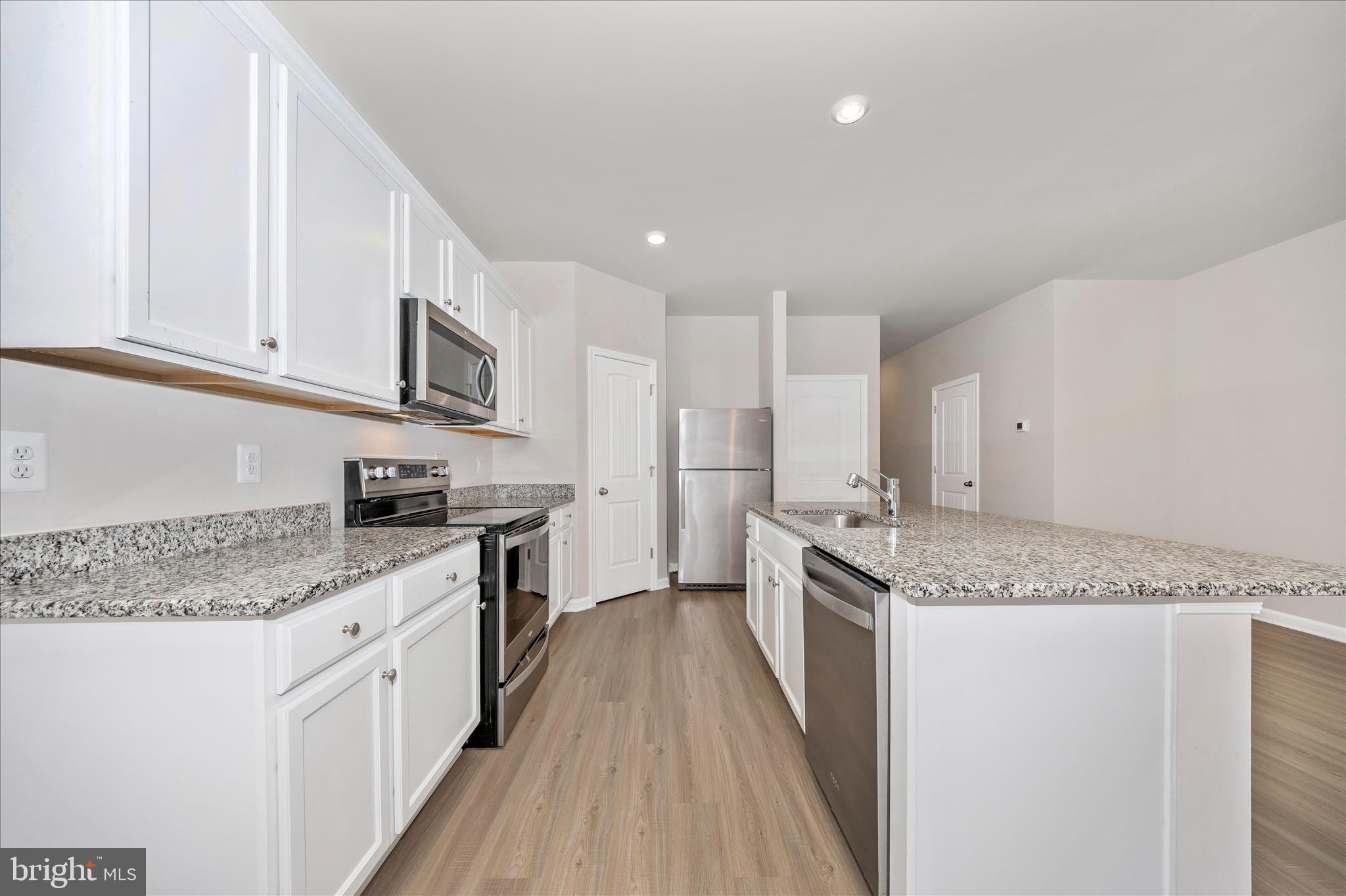 HOMEPLACE AT RIVERSIDE - Residential