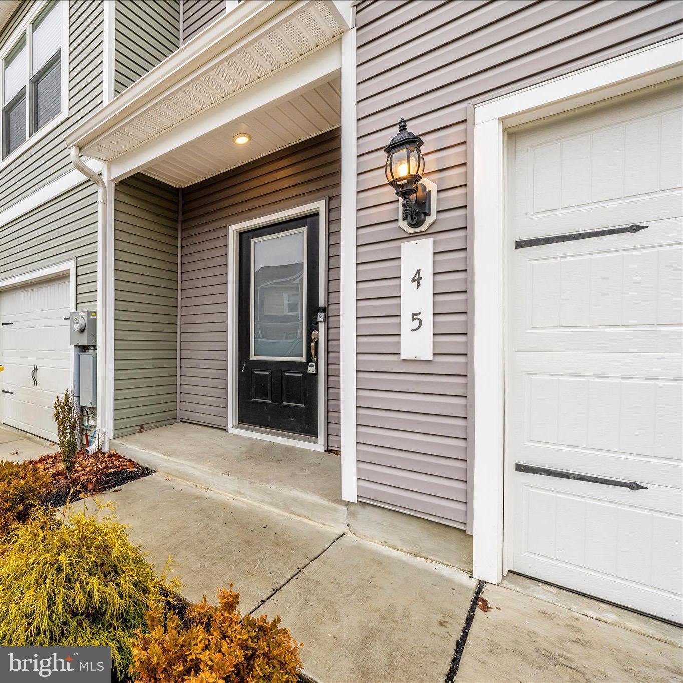 HOMEPLACE AT RIVERSIDE - Residential