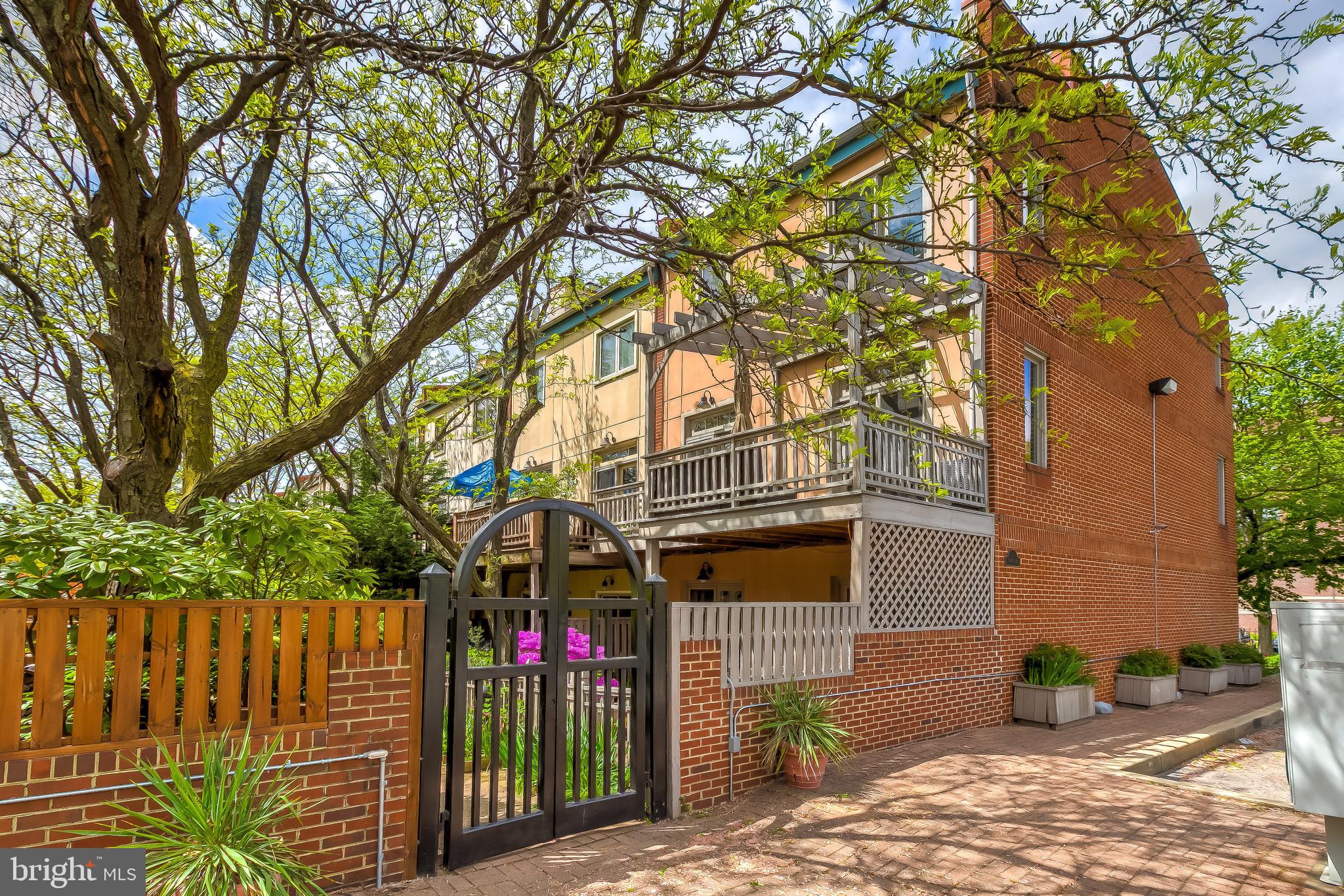 FEDERAL HILL HISTORIC DISTRICT - Residential