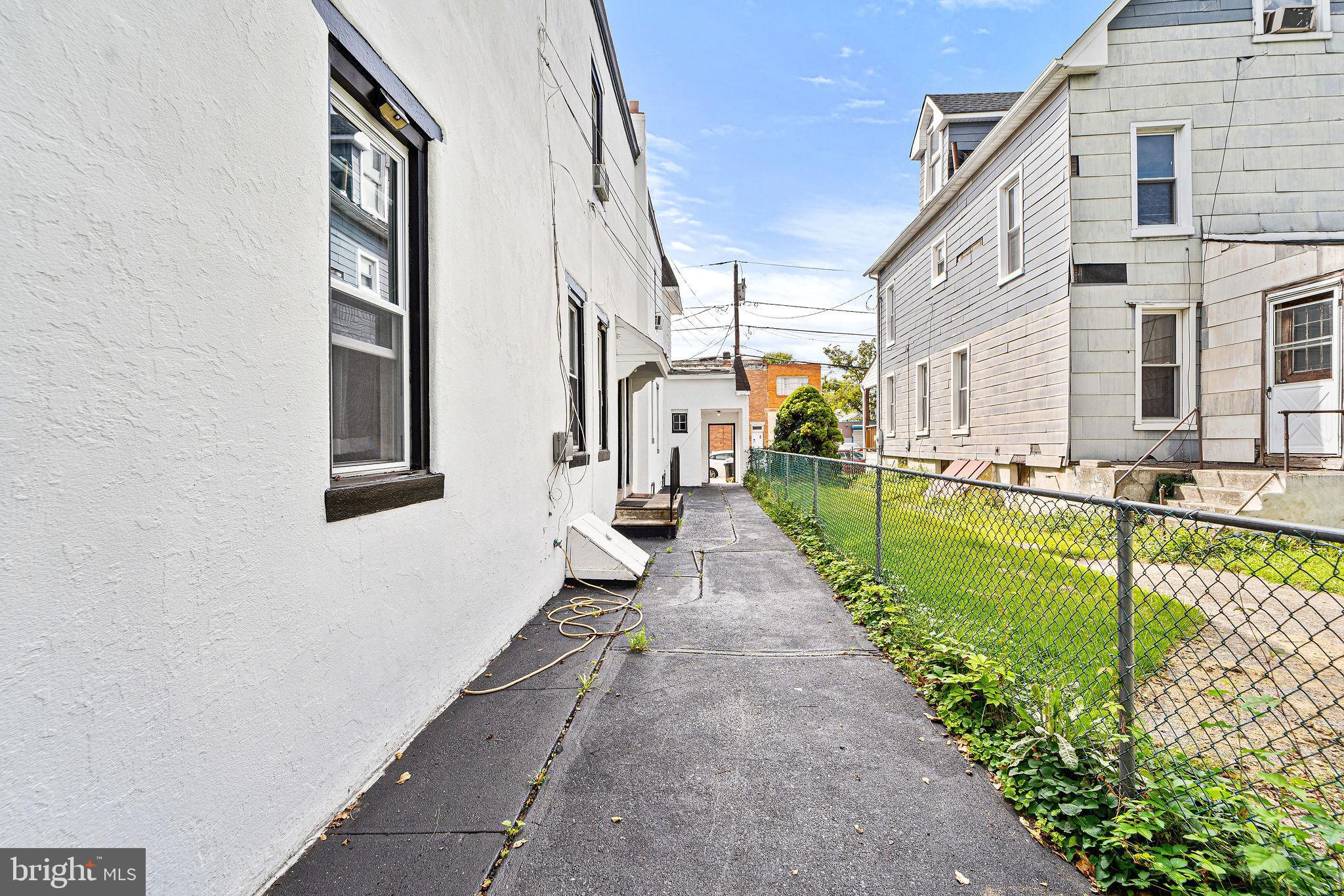 156 CHESTNUT AVENUE