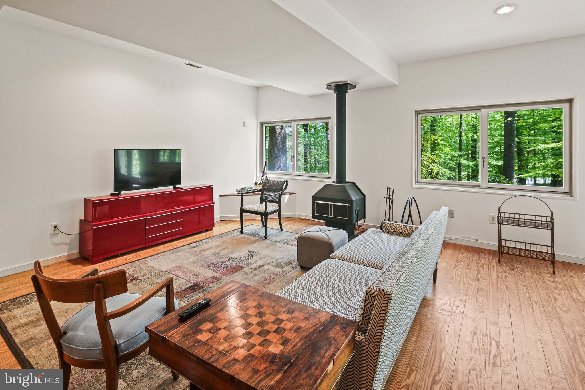 CHAPEL WOODS - Residential