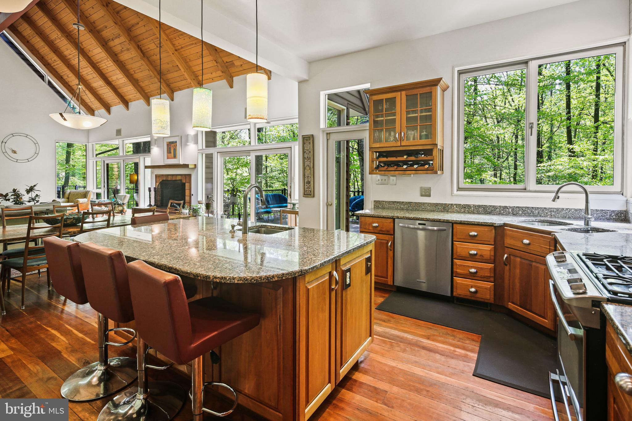 CHAPEL WOODS - Residential