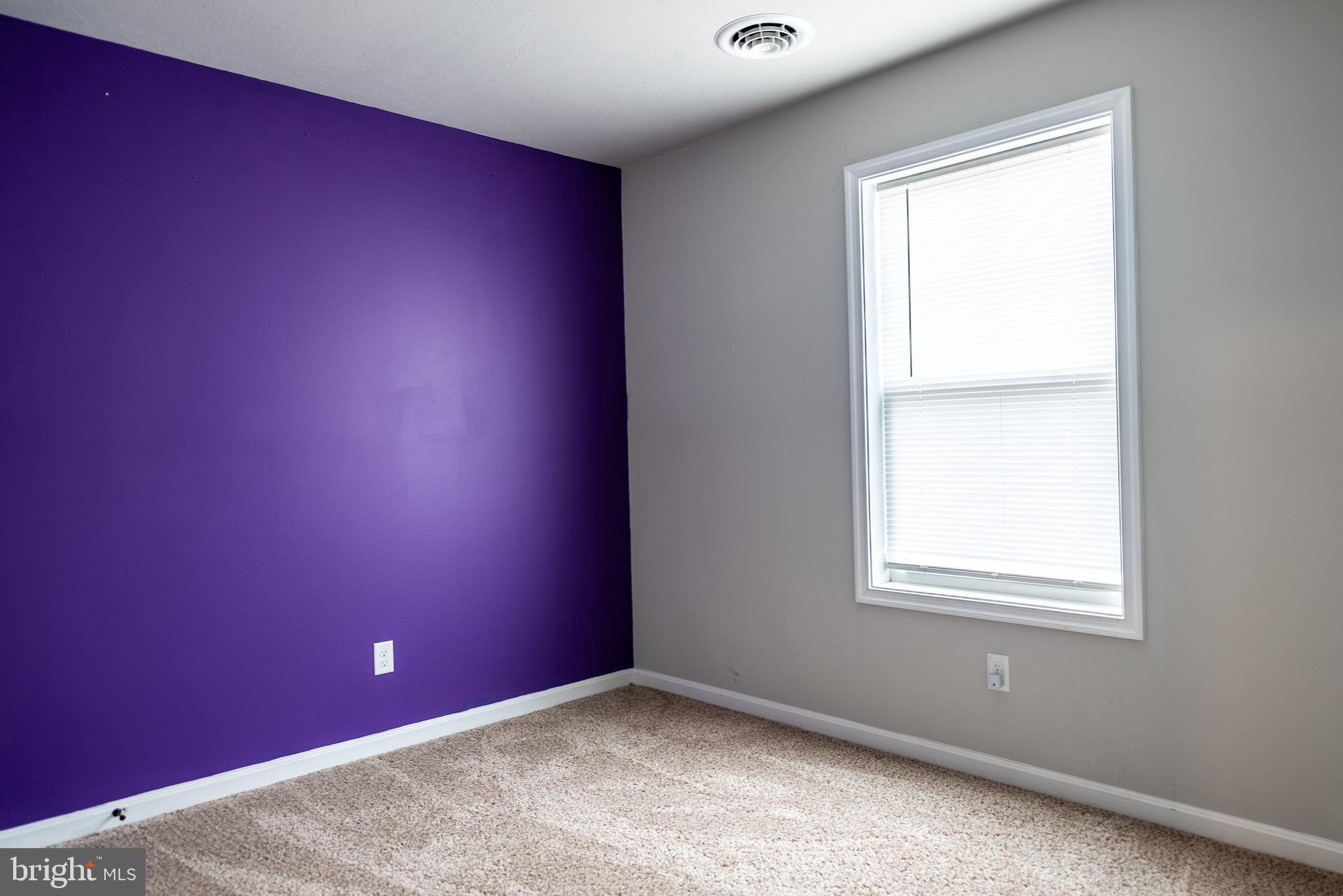 HIGH POINTE - Residential