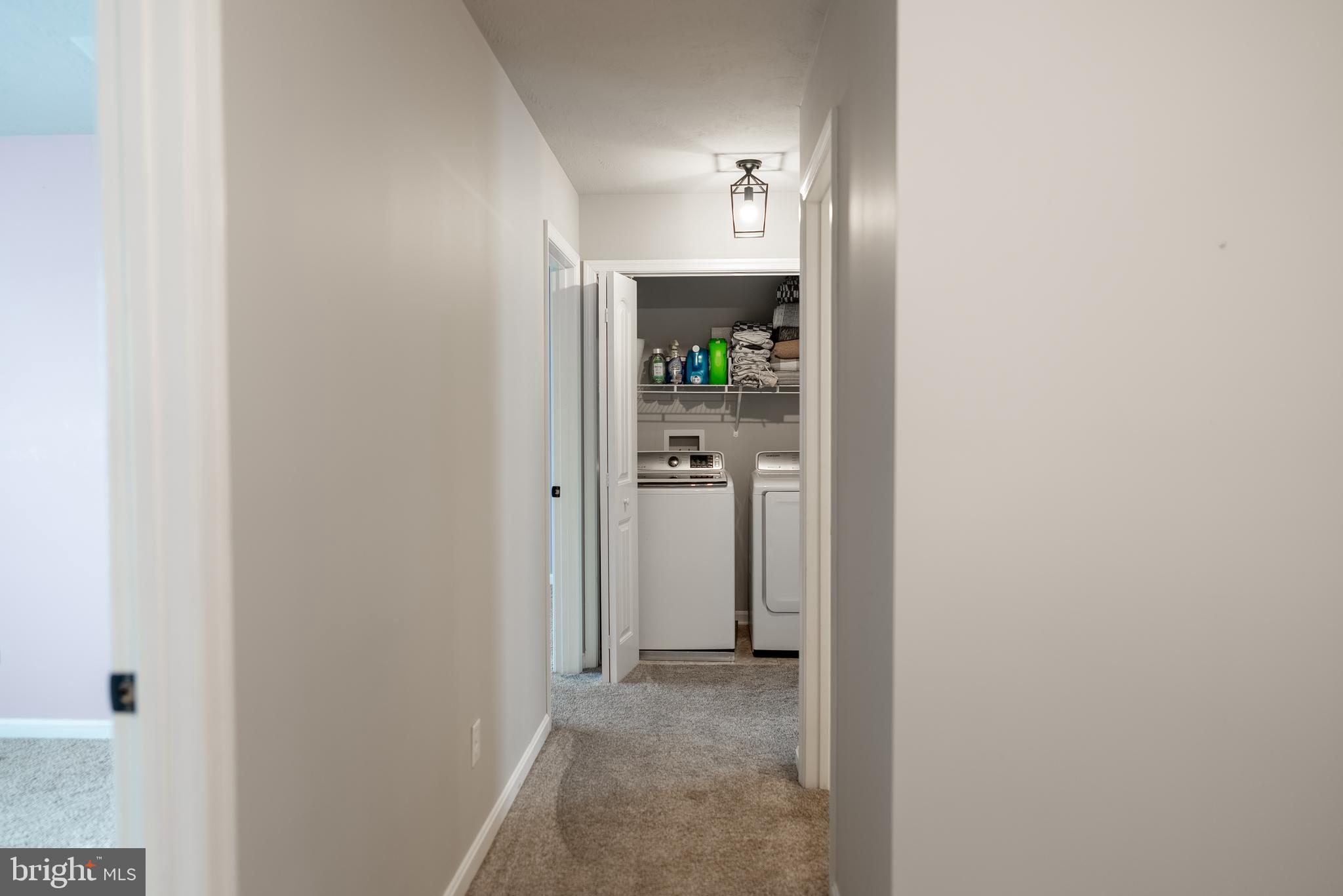 HIGH POINTE - Residential