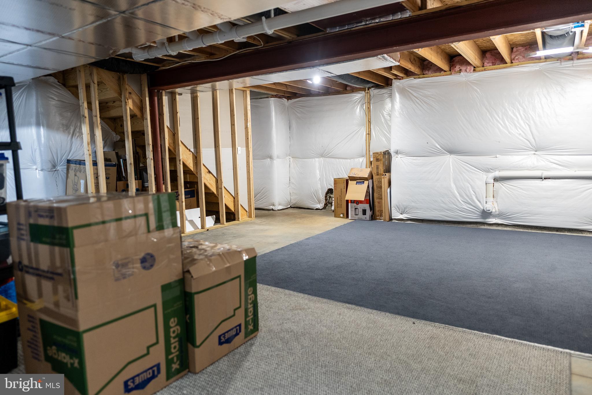 HIGH POINTE - Residential