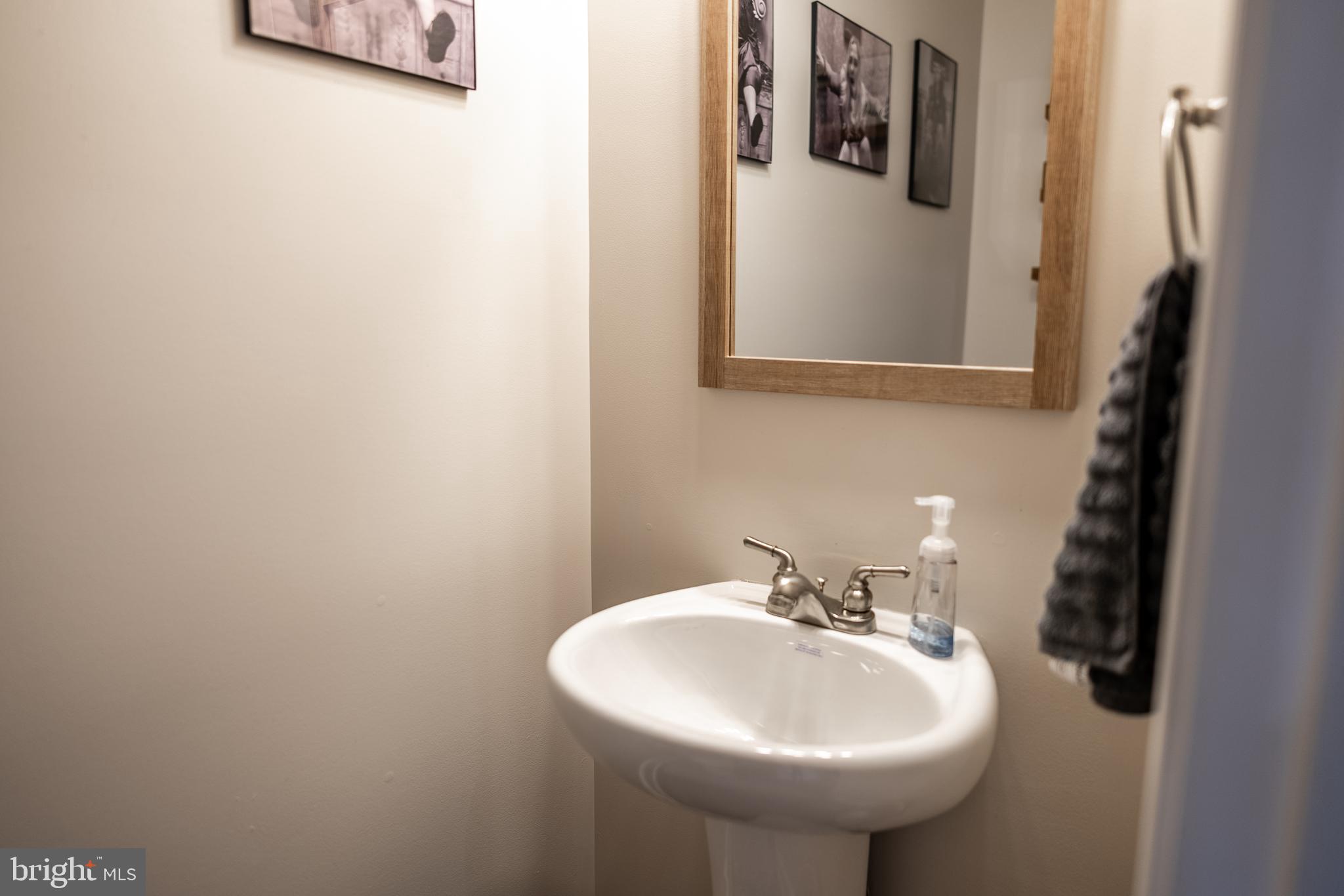 HIGH POINTE - Residential