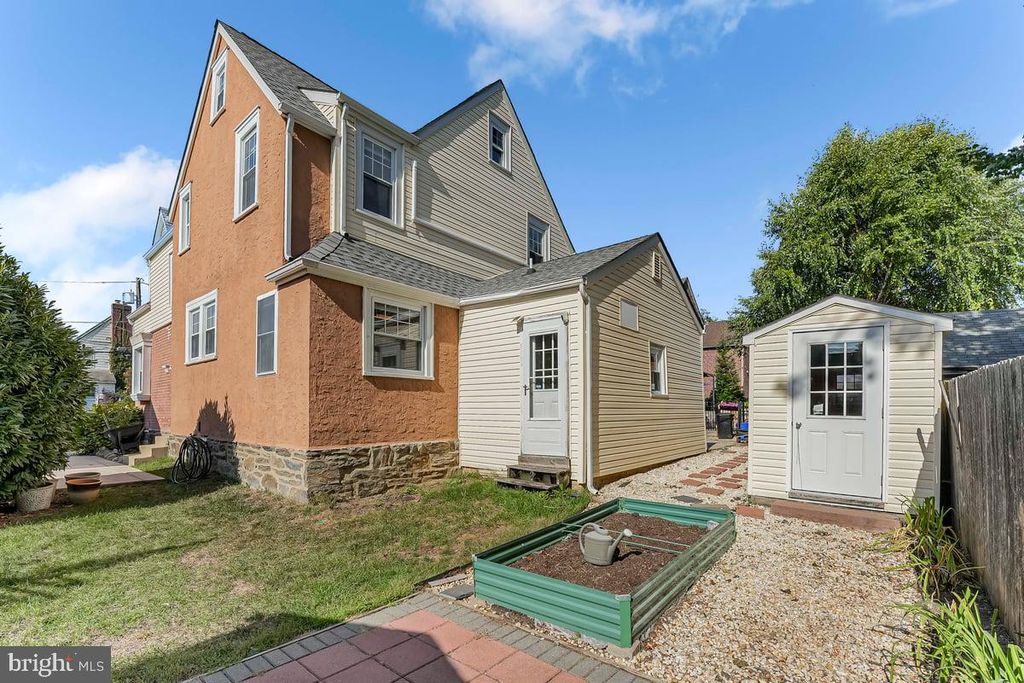 Photo of 833 Anderson Avenue, DREXEL HILL, PA 19026 (MLS # PADE2101178)