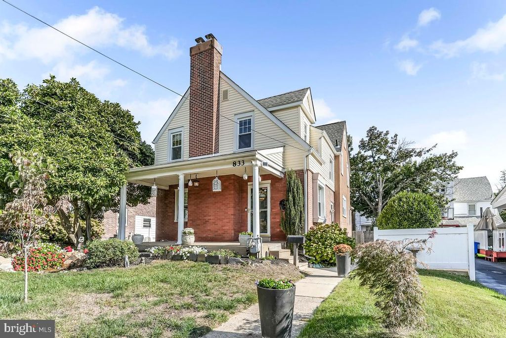Photo of 833 Anderson Avenue, DREXEL HILL, PA 19026 (MLS # PADE2101178)
