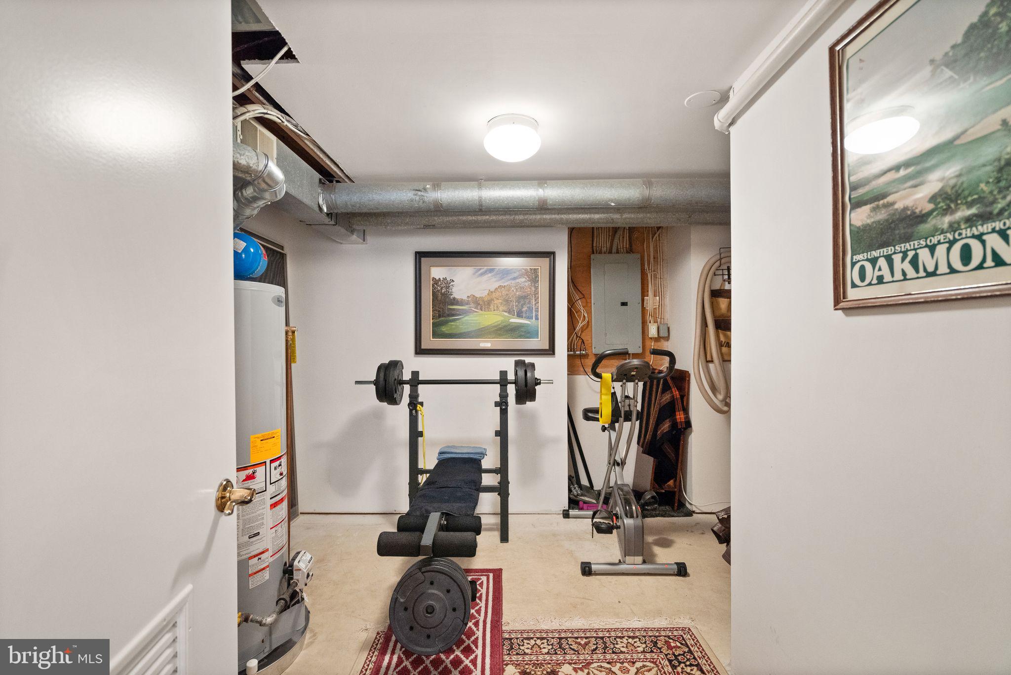 VILLAGE AT COURTLANDS - Residential