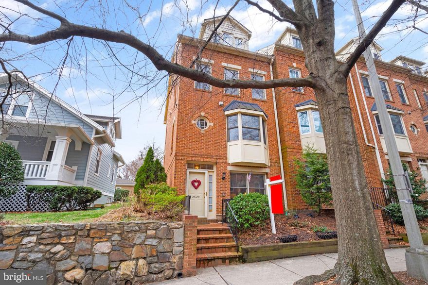 Welcome to an exceptional end unit townhome, a rare find in the desirable Village at Courtlands community, centrally located in the heart of Clarendon. This spacious residence boasts 4 bedrooms, 3 full bathrooms, and 1 half bathroom, offering a luxurious living experience spread across multiple levels.
The master suite takes center stage on the entire fourth level, offering privacy and an elevated sense of luxury. The master suite has two closets and plenty of storage. Windows fill the room with natural light. You'll discover a fully renovated master bathroom, providing a retreat-like atmosphere.
The interior of the home has been thoughtfully updated with new carpet and paint, creating a contemporary and welcoming ambiance throughout the various levels.
Enhance your outdoor living with a fully enclosed brick patio, providing a private and tranquil space for relaxation or entertaining. Whether you're hosting guests or enjoying a quiet evening under the stars, this patio adds an extra layer of charm to your home.
Parking is a breeze with a detached 1-car garage and private resident parking right behind the house. As an additional perk, this residence comes with a low annual HOA fee of just $600.
The central location of this townhome in Clarendon adds unparalleled convenience to your lifestyle. Within minutes, you can walk to Whole Foods, Starbucks, and explore the shops and restaurants in The Crossing Clarendon. For those commuting into DC, the Metro is just a couple of blocks away, offering a seamless and efficient transit option.
Don't miss the chance to make this rarely available four-level end unit townhome in the heart of Clarendon your new residence.