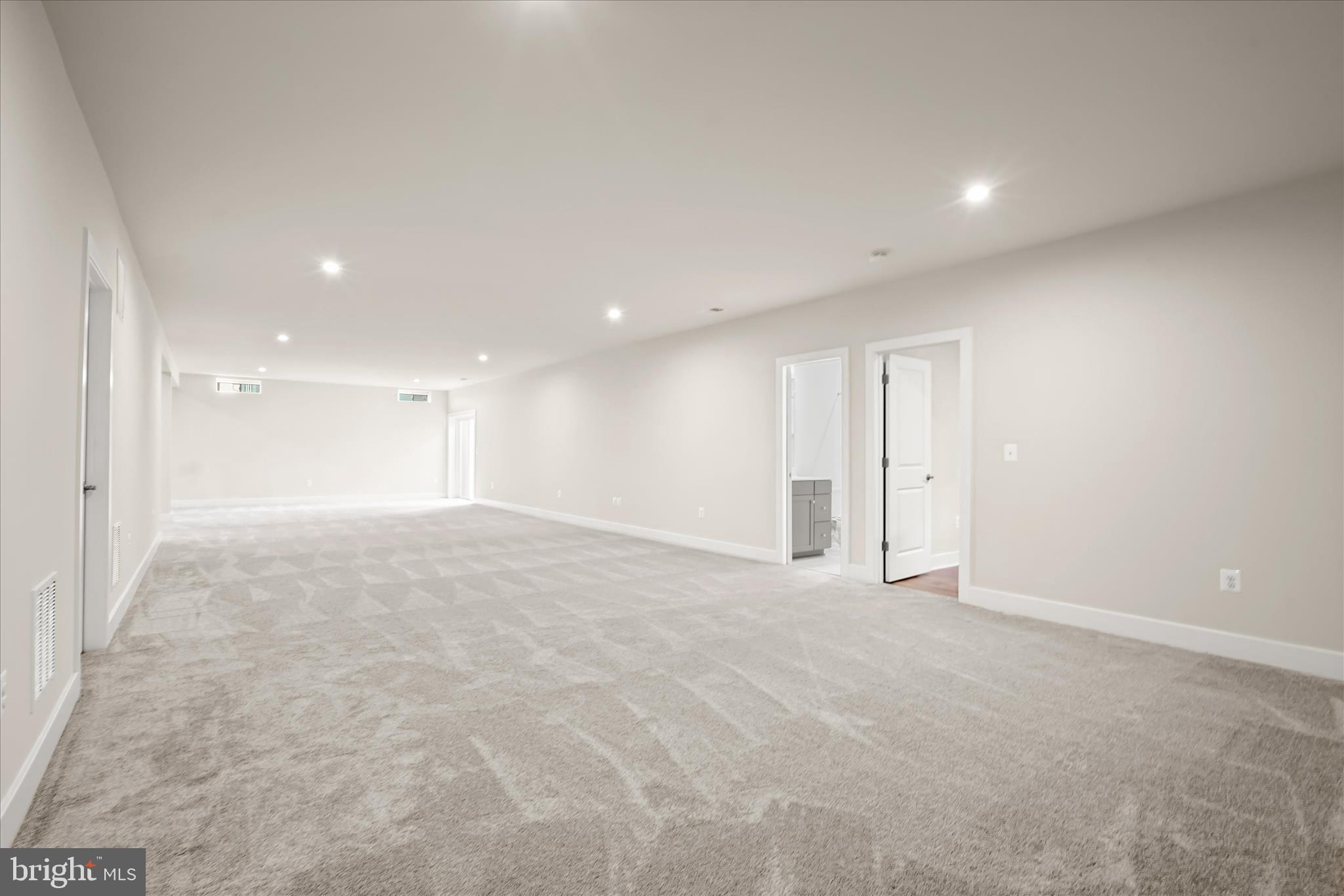 WOODBORNE PRESERVE - Residential