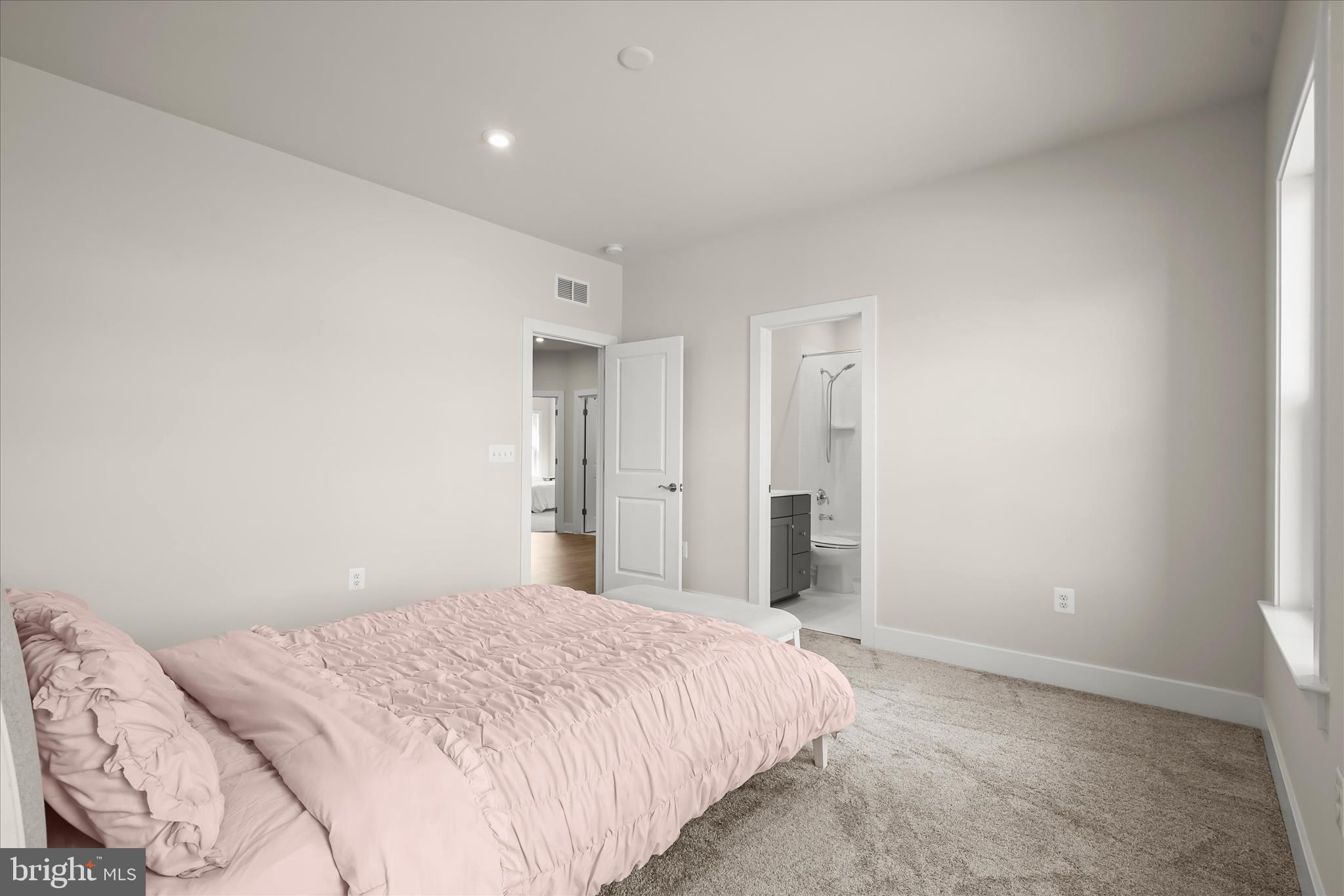 WOODBORNE PRESERVE - Residential