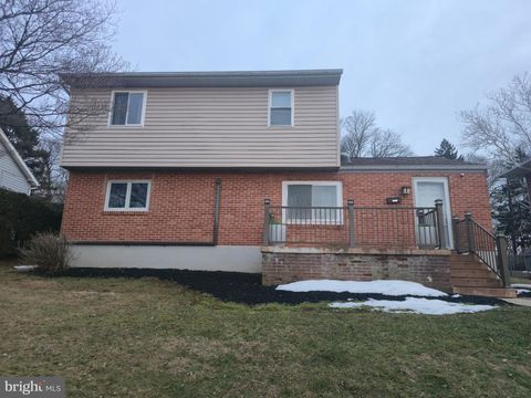 2266 READING BOULEVARD READING PA 19609