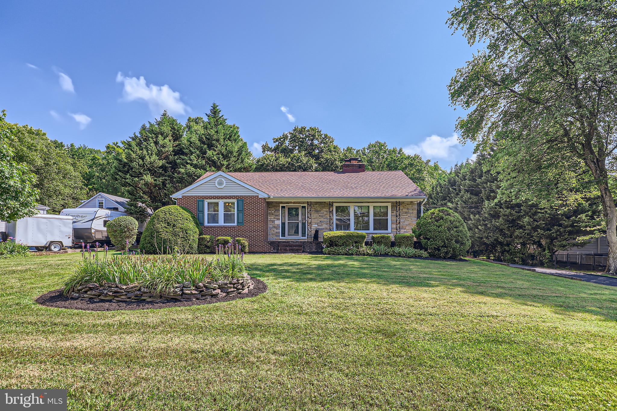 DARRYL GARDENS - Residential