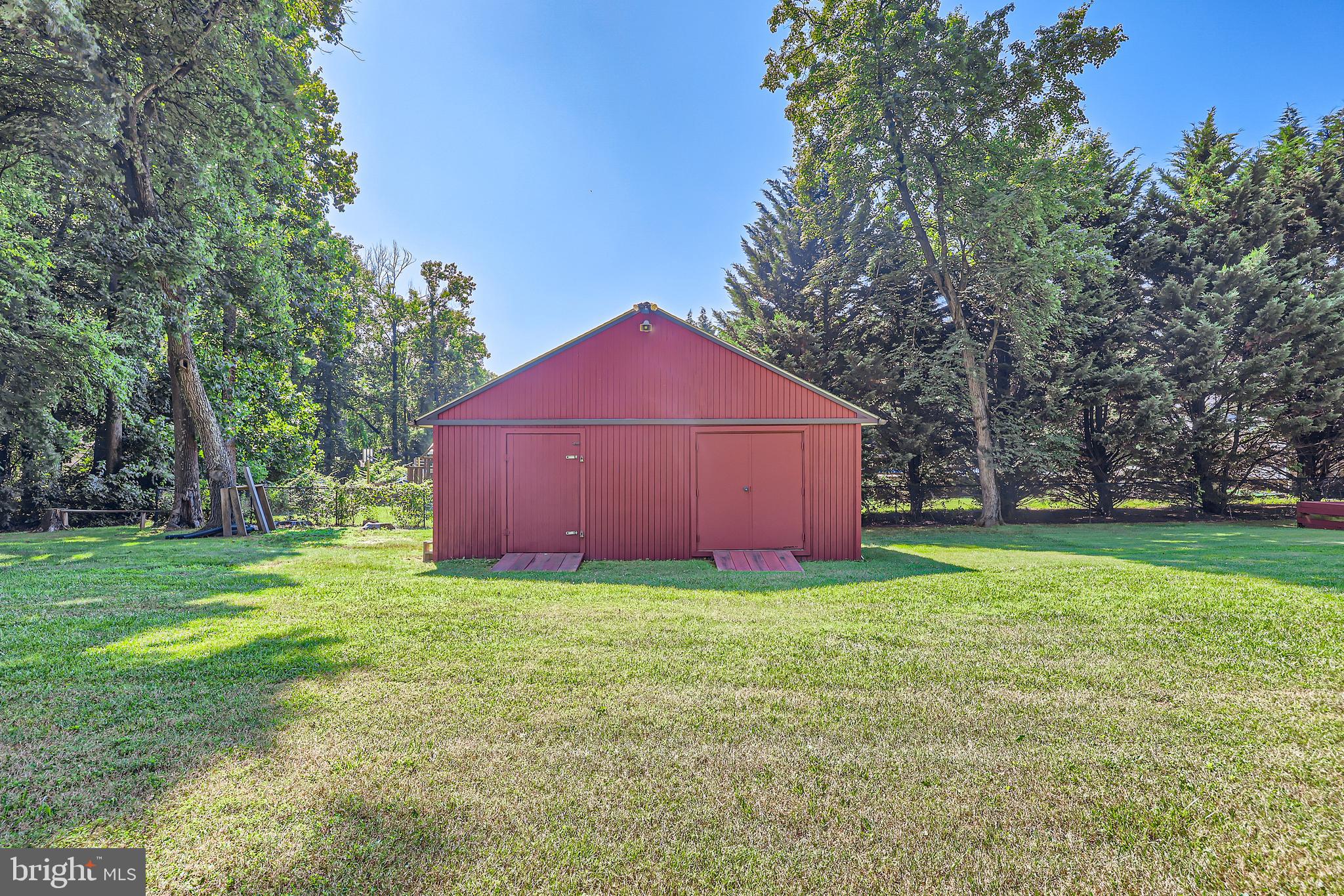 DARRYL GARDENS - Residential