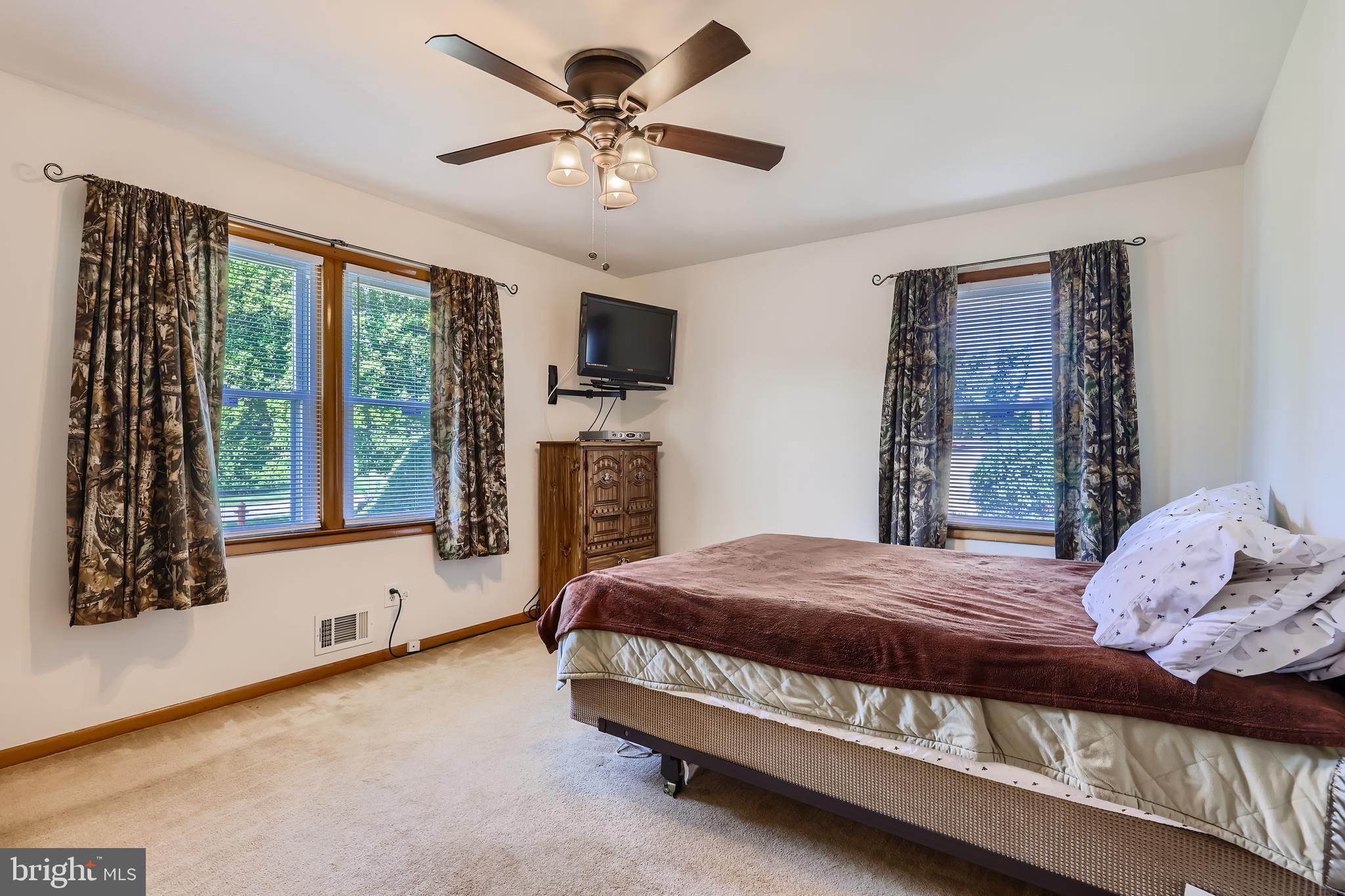 DARRYL GARDENS - Residential