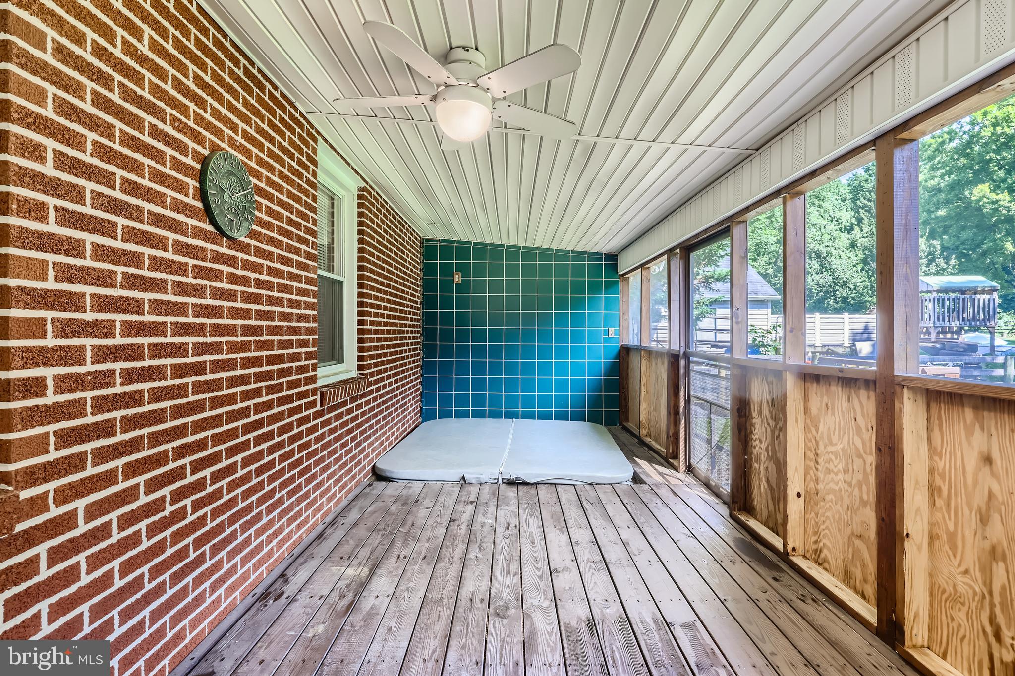 DARRYL GARDENS - Residential