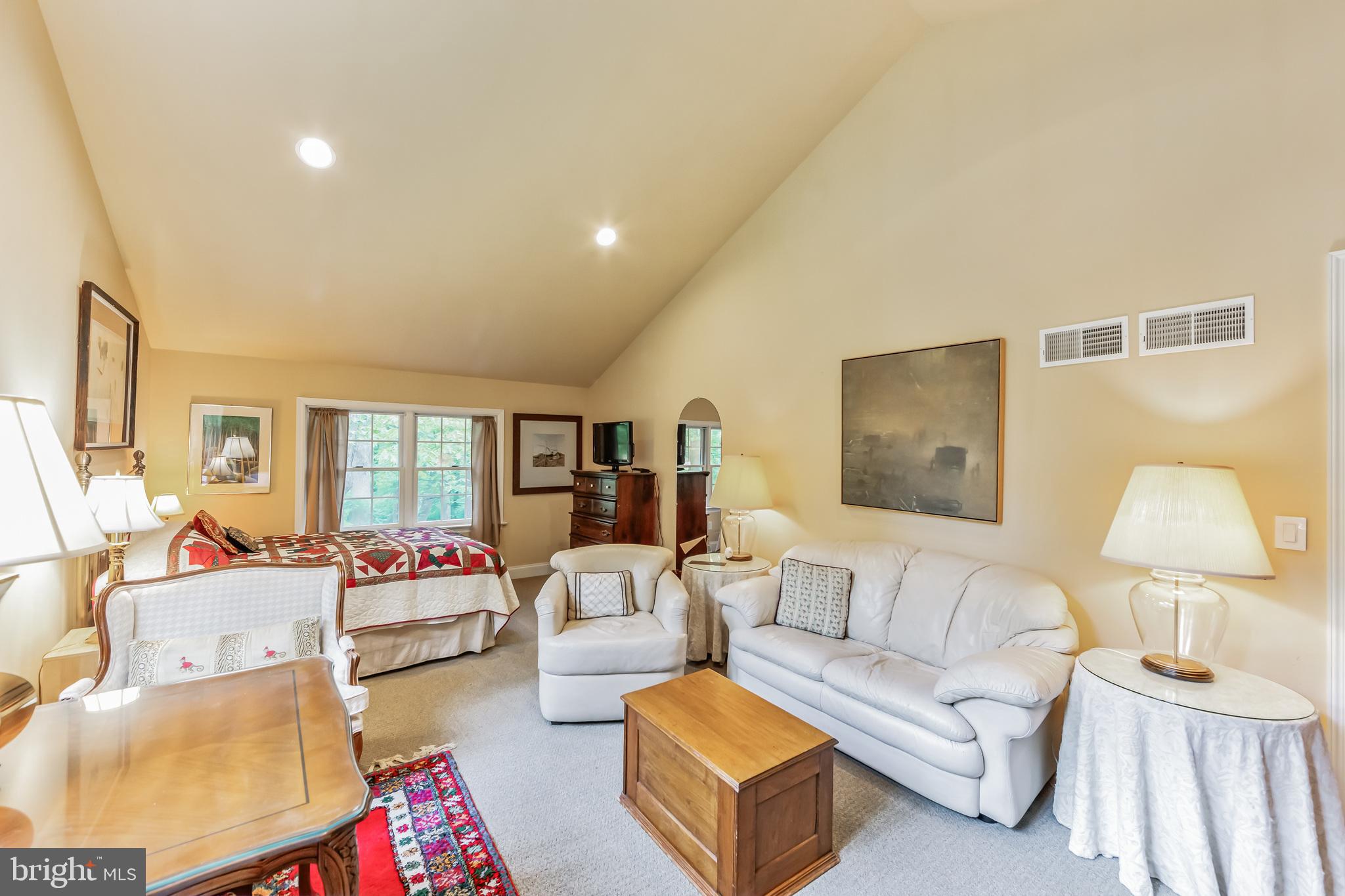 BIRCH RUN - Residential