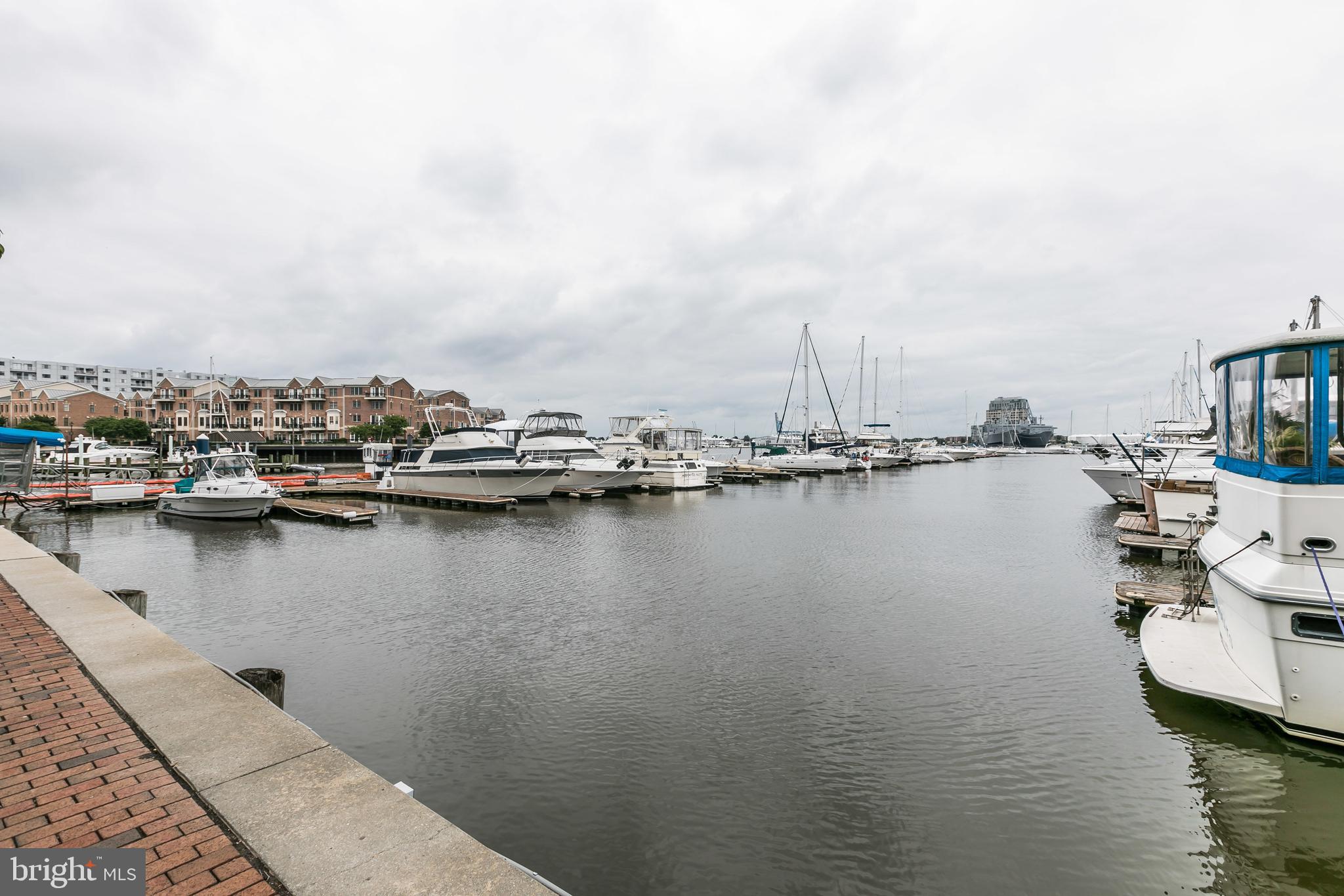 CANTON WATERFRONT - Residential