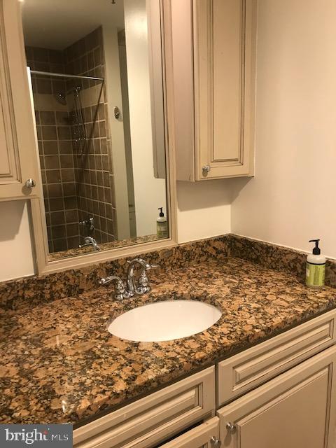 CANTON WATERFRONT - Residential