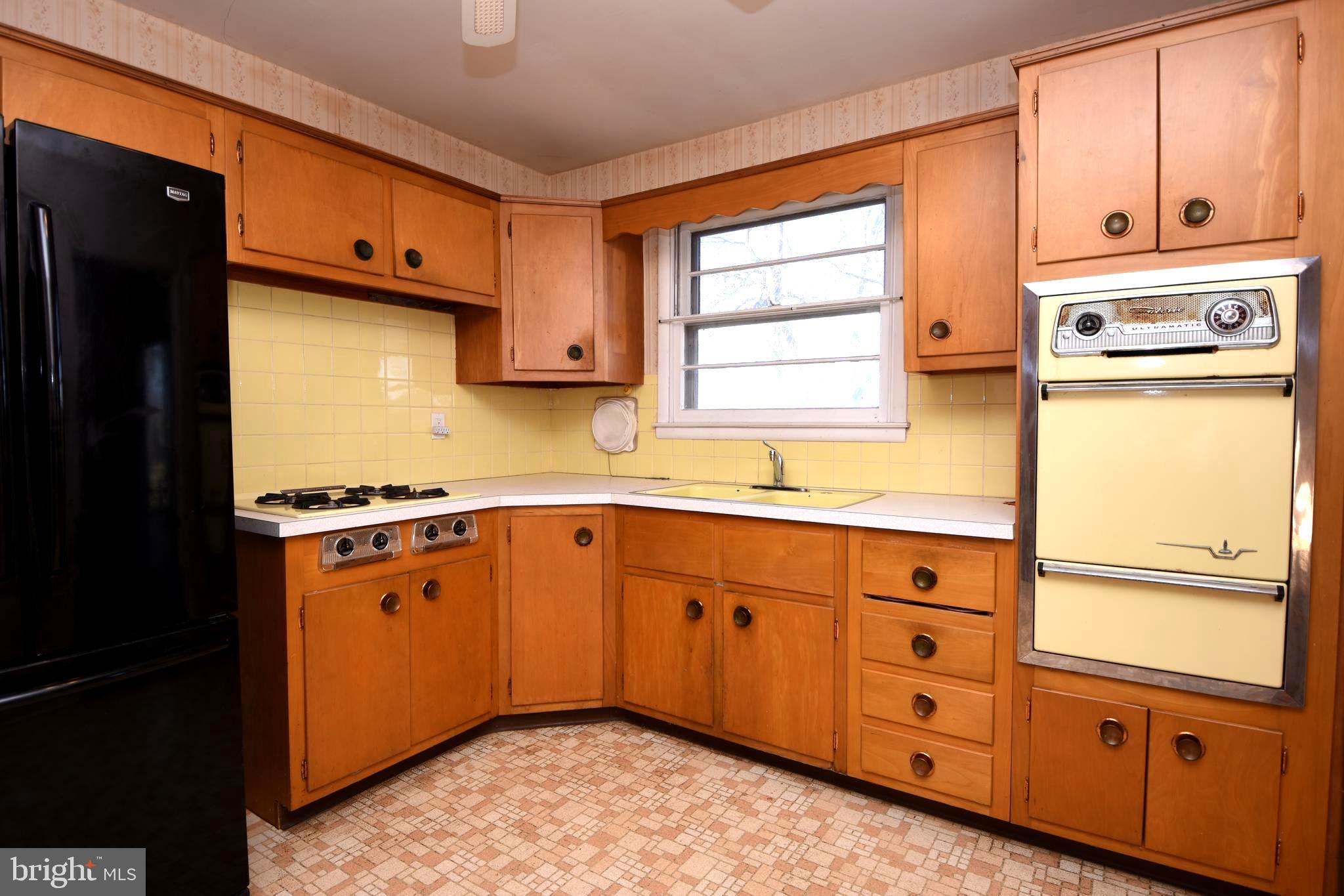 INGLEWOOD GDNS - Residential