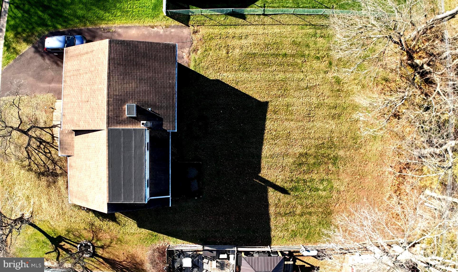 INGLEWOOD GDNS - Residential