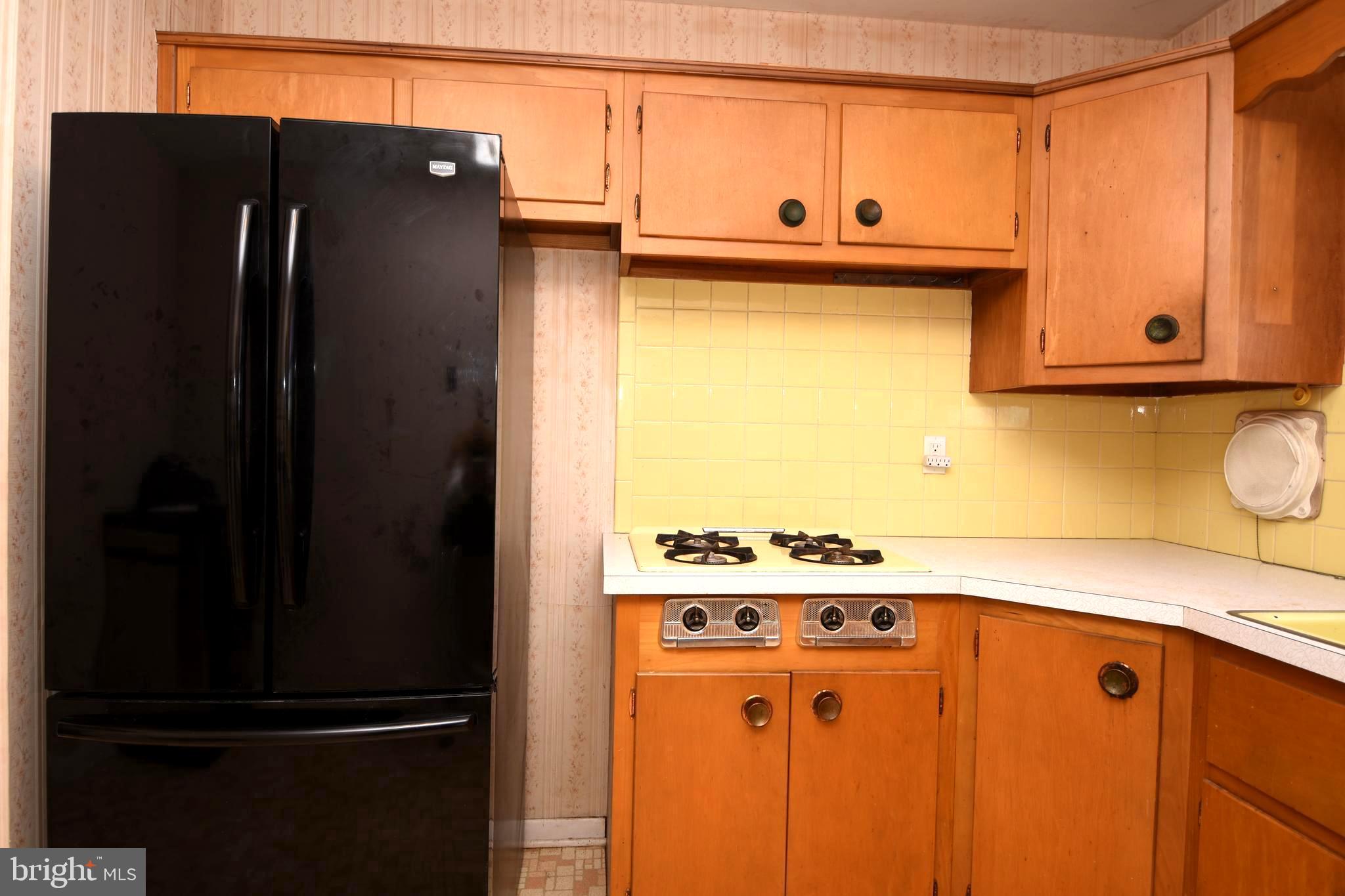 INGLEWOOD GDNS - Residential