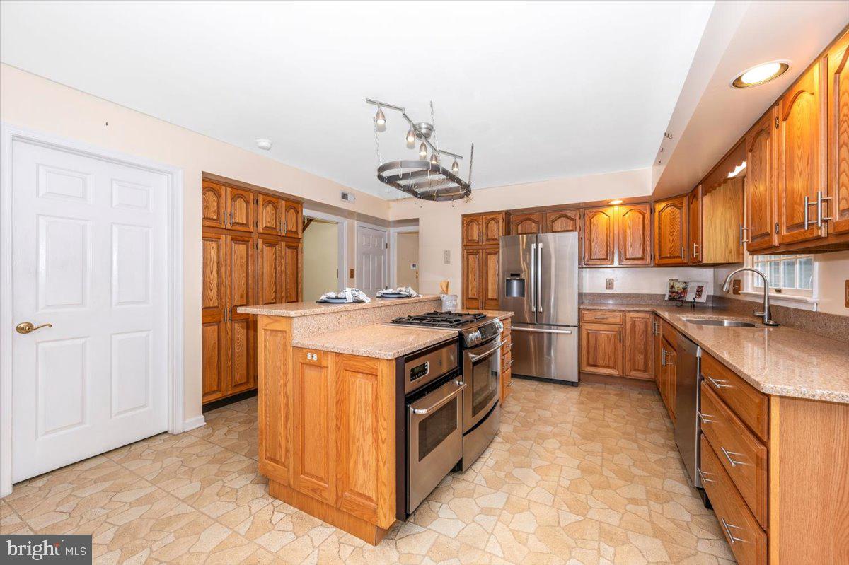 DEERFIELD - Residential