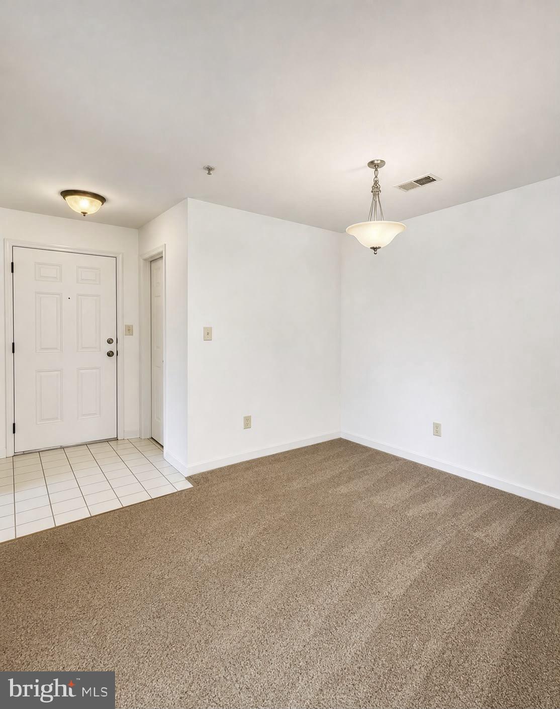 1060 GARDENVIEW LOOP 304