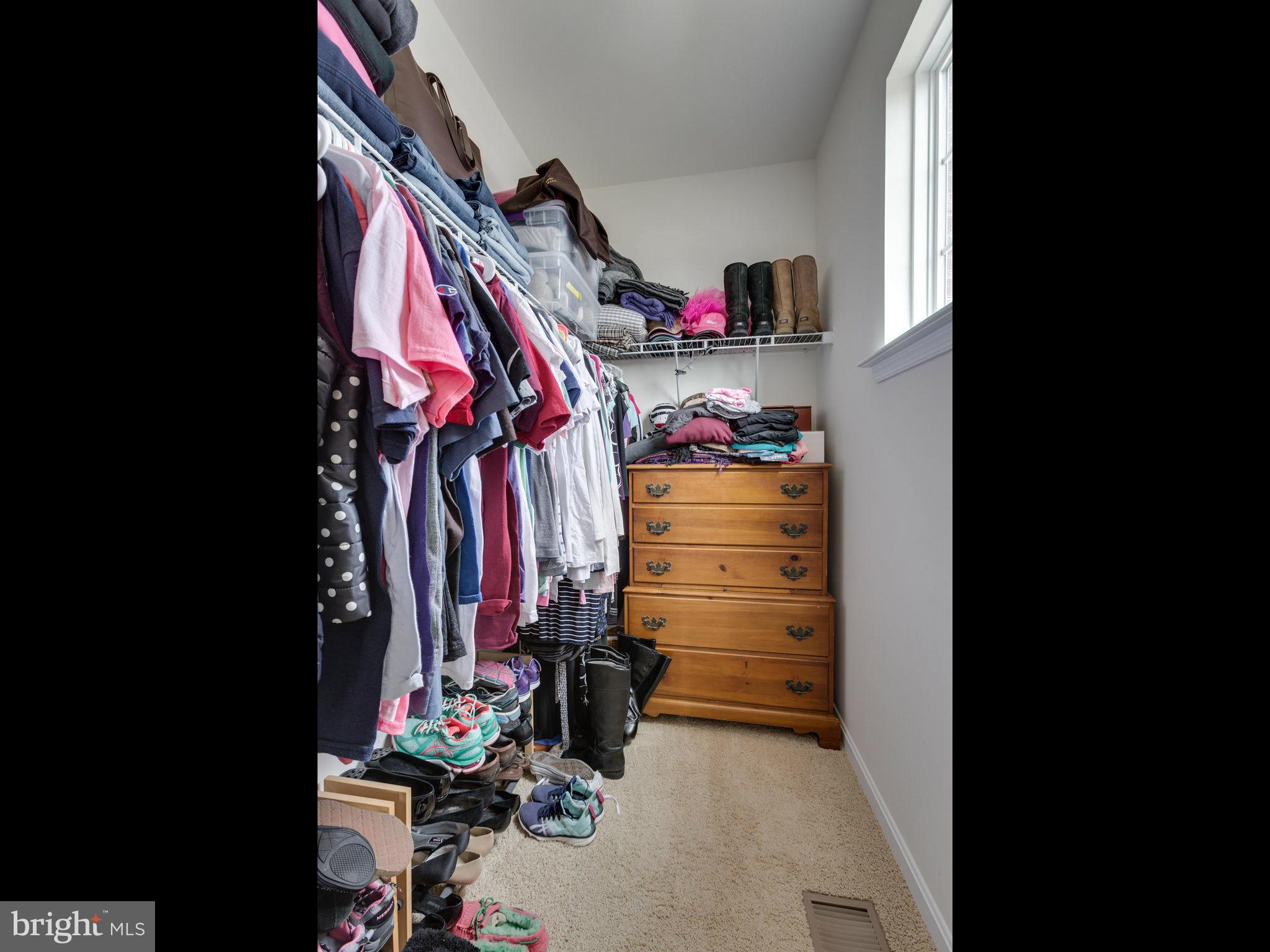 RESIDENCES AT DULLES PRK - Residential