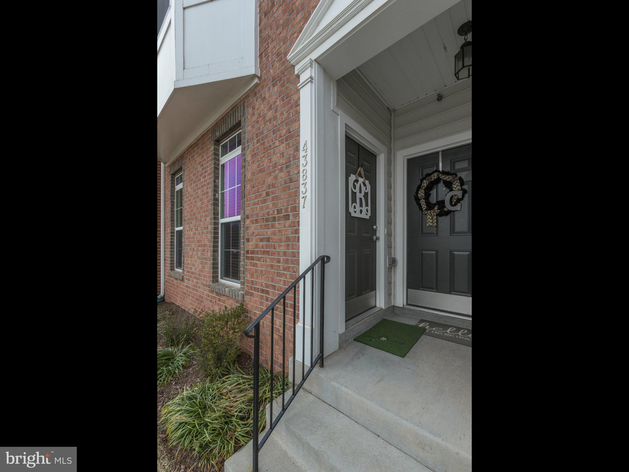 RESIDENCES AT DULLES PRK - Residential