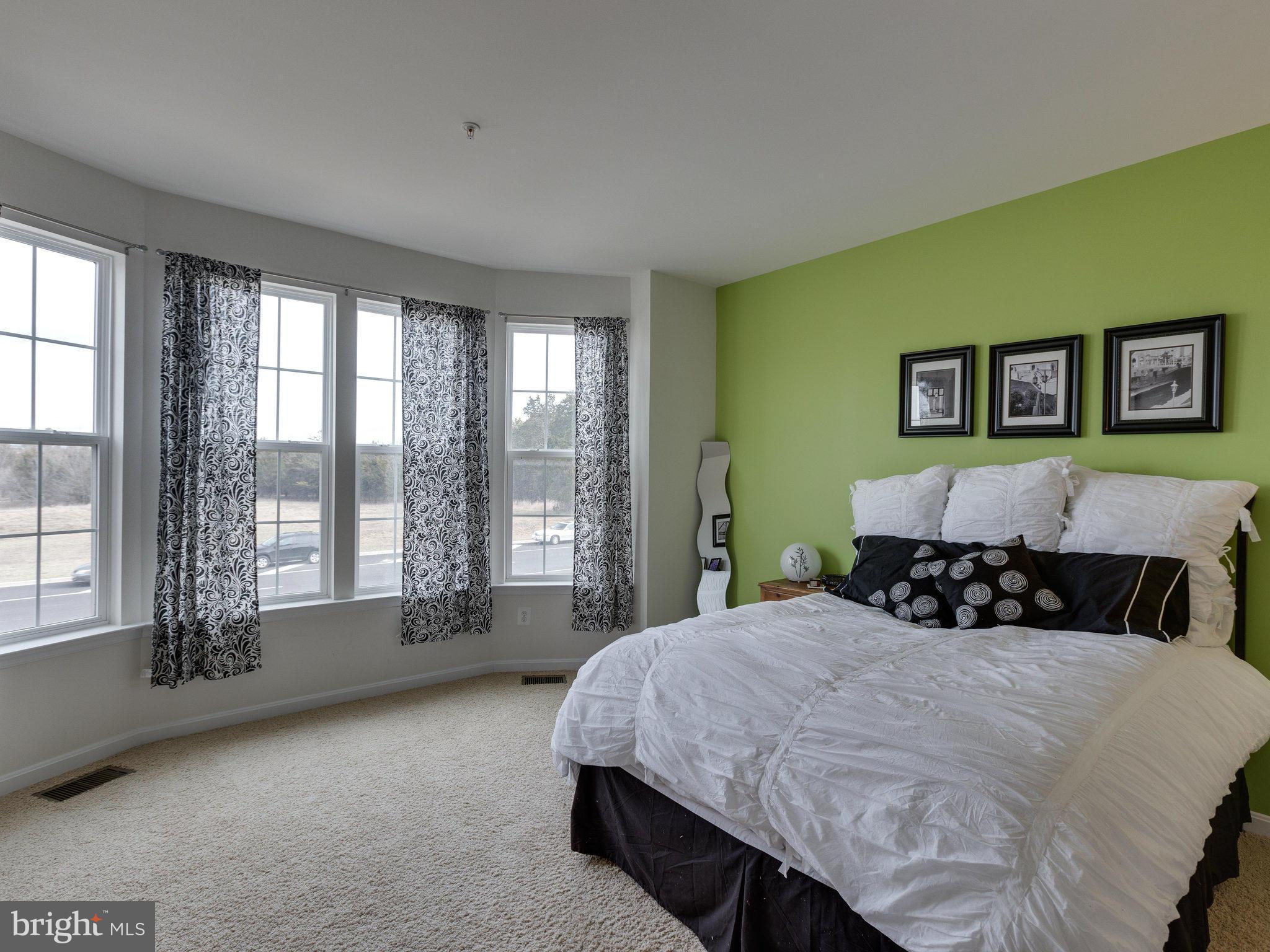 RESIDENCES AT DULLES PRK - Residential