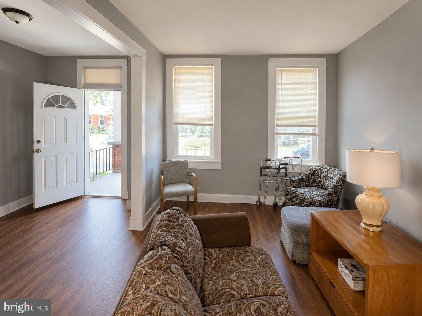 704 N EDGEWOOD STREET