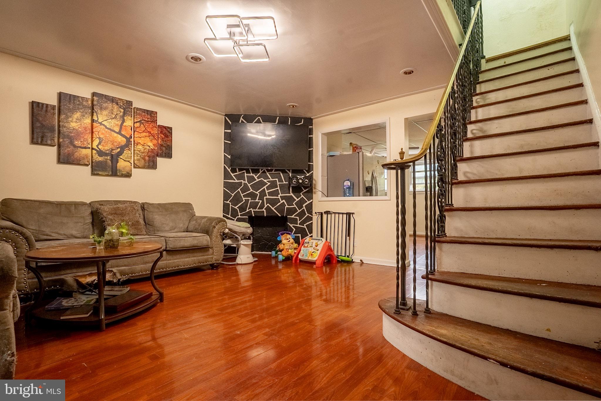 135 GREENWOOD ROAD