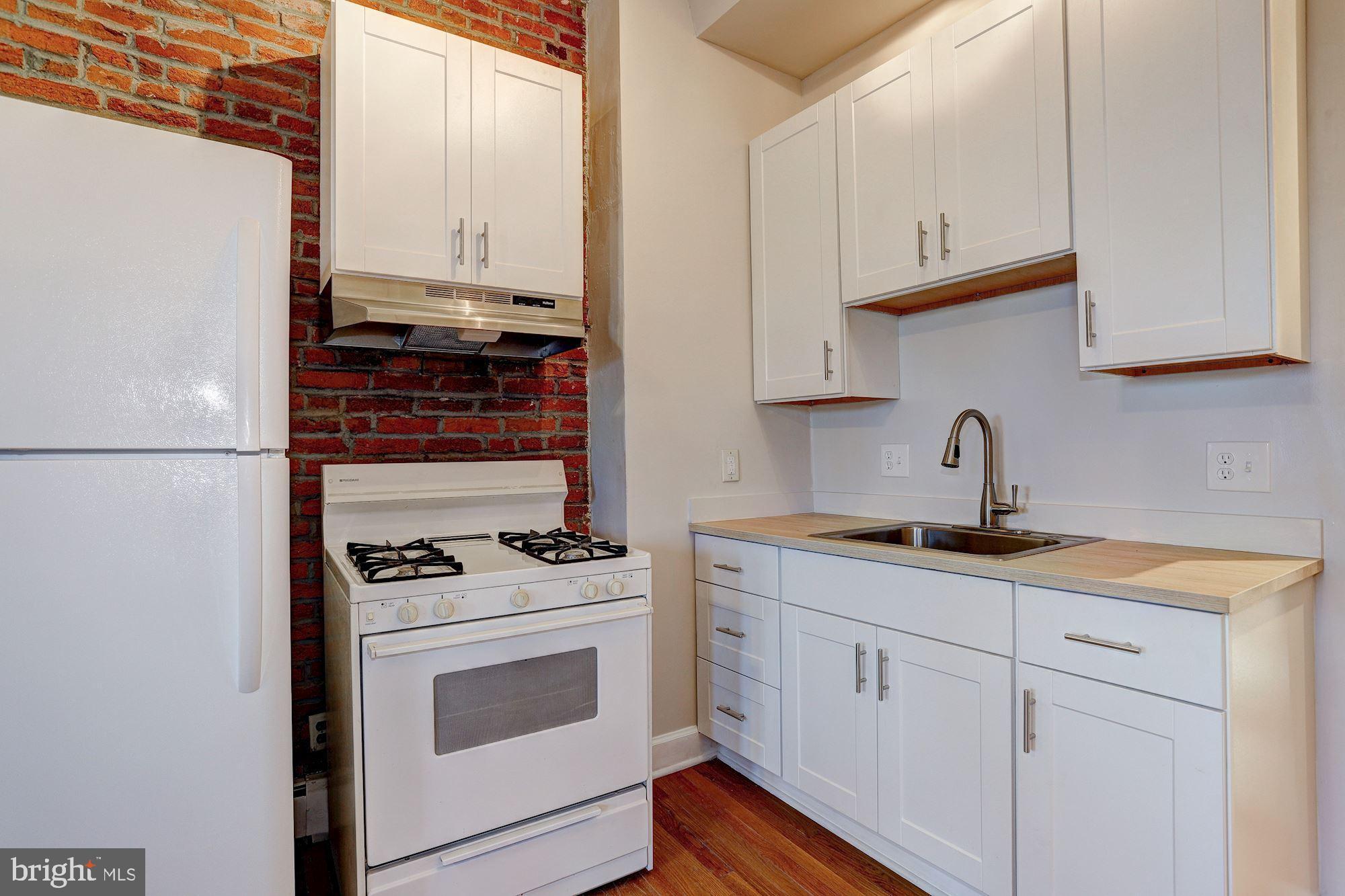 BOLTON HILL HISTORIC DISTRICT - Residential Lease