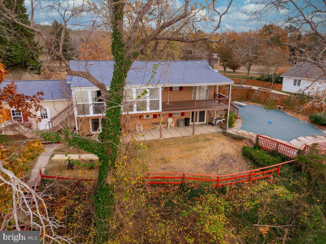 EMERALD COVE - Residential