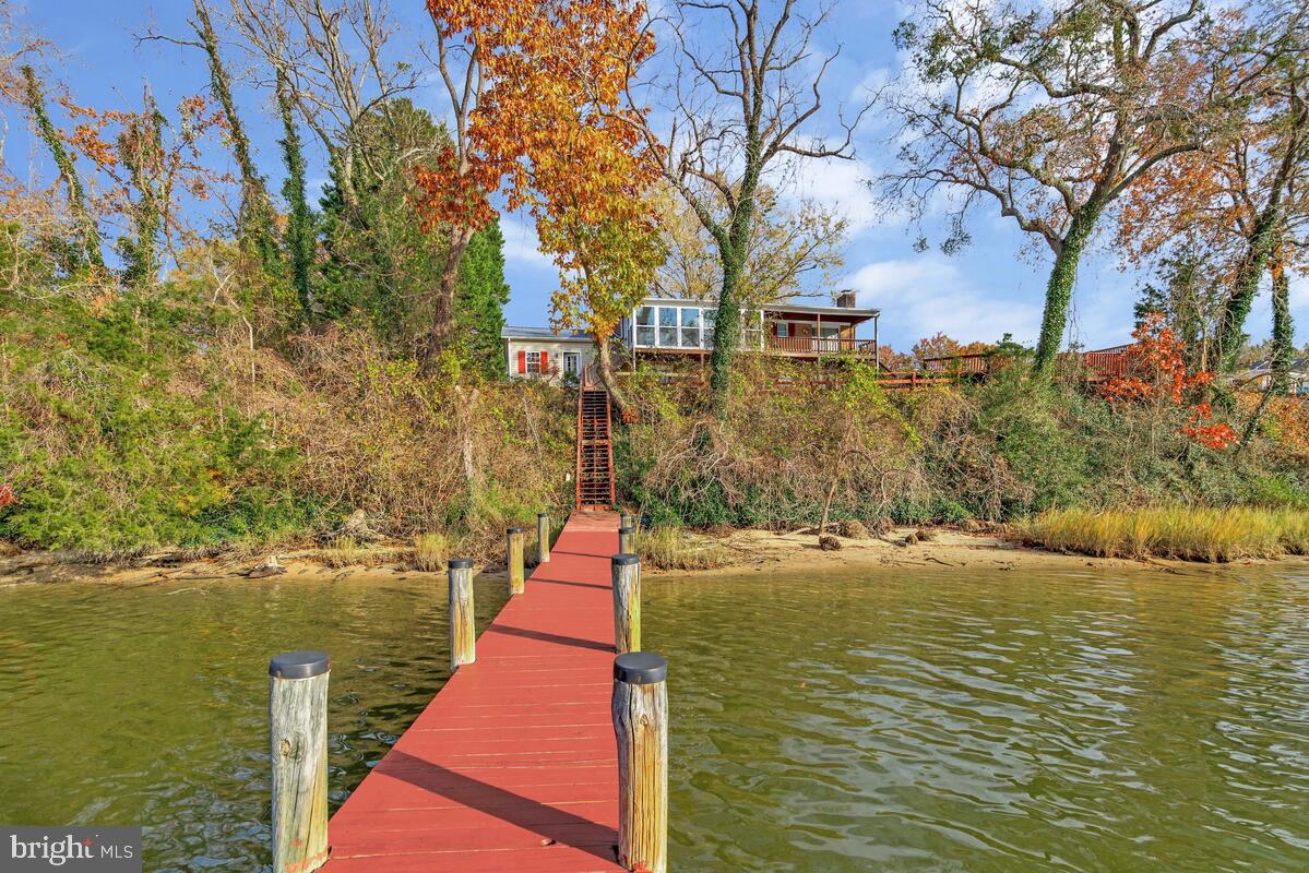 EMERALD COVE - Residential