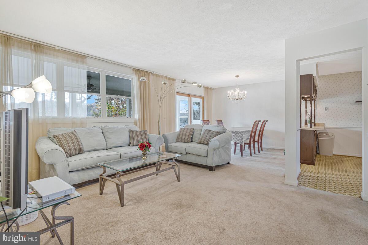 EMERALD COVE - Residential