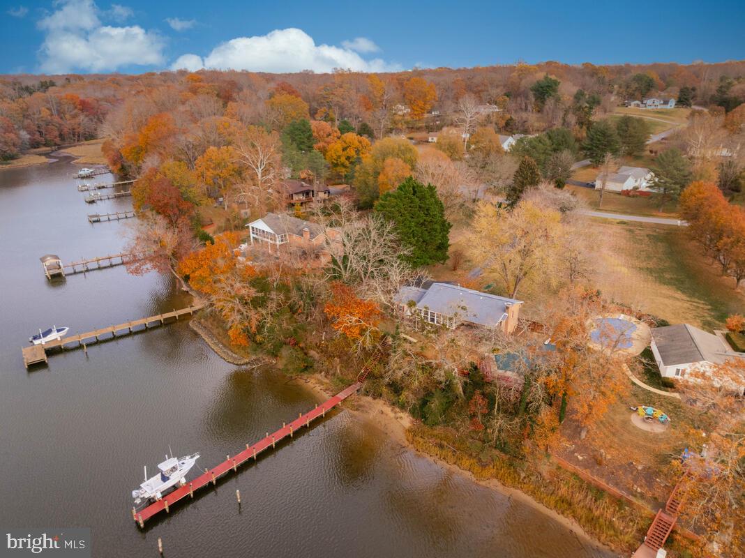 EMERALD COVE - Residential